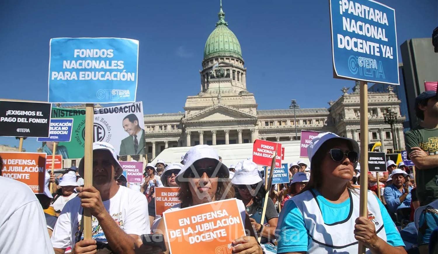 GREMIOS DOCENTES CONVOCARON A UN PARO NACIONAL PARA ESTE JUEVES - Radio ...